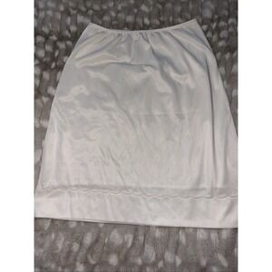 Vintage Sears The Doesn't Slip Anti Cling Skirt Women Small Ivory Nylon